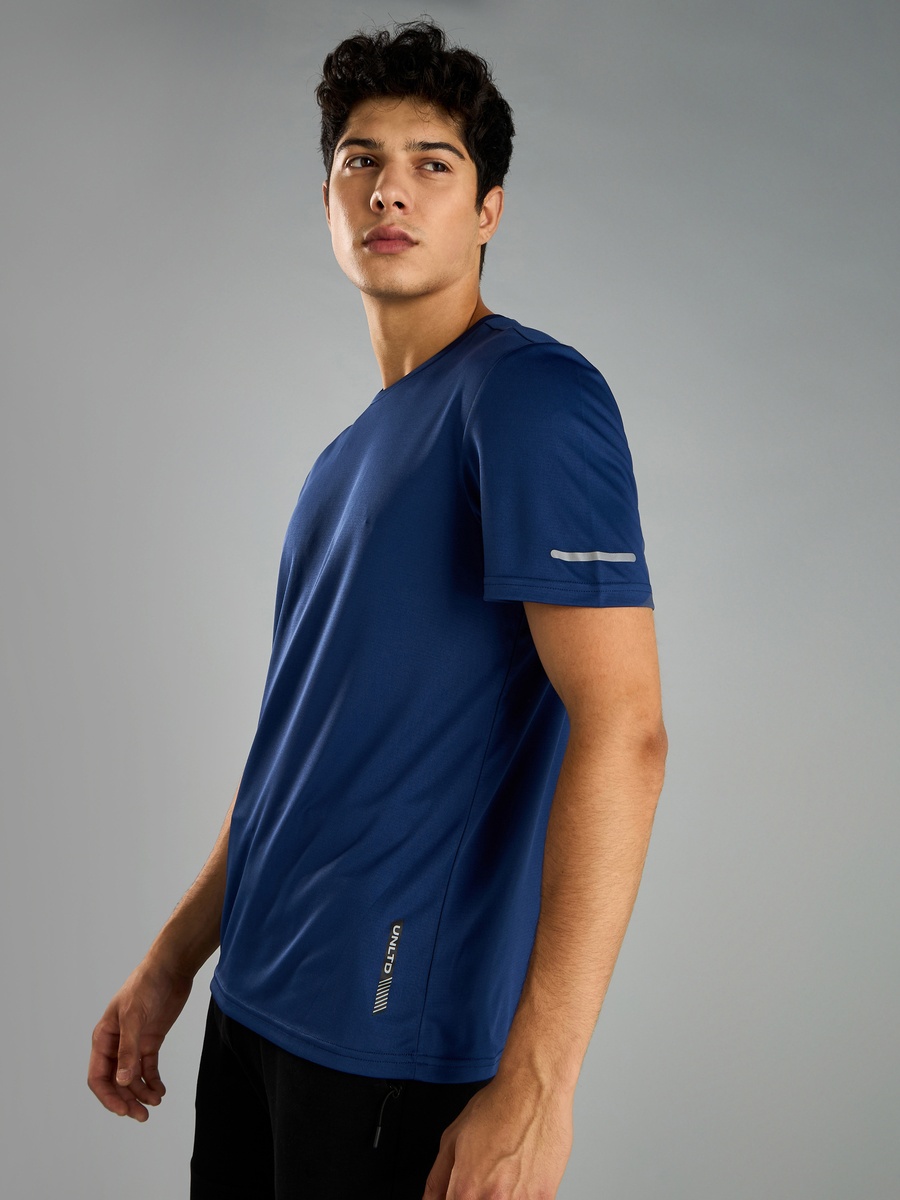 Basic Performance T-Shirt