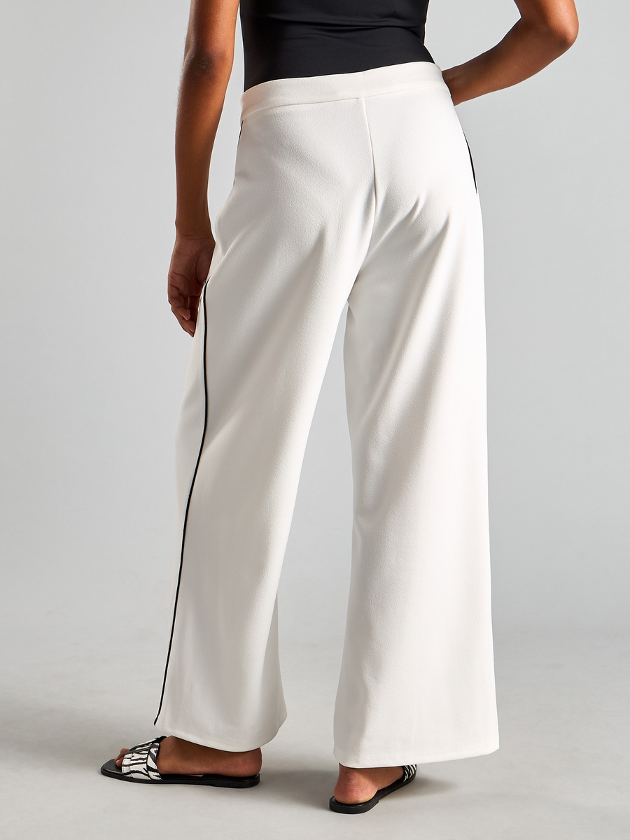 Plain Pants with Piping Detail