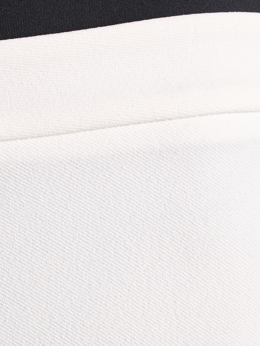 Plain Pants with Piping Detail