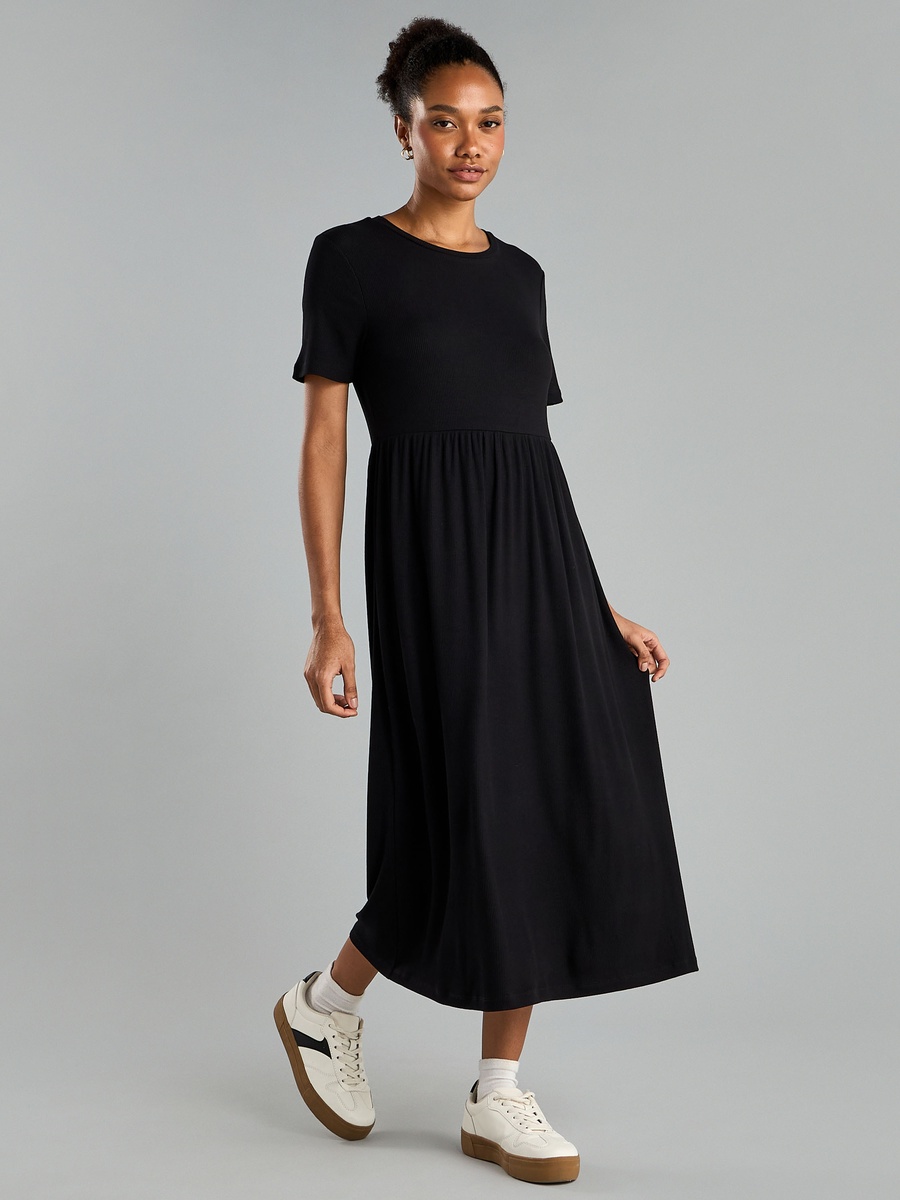 Ribbed Midi Dress