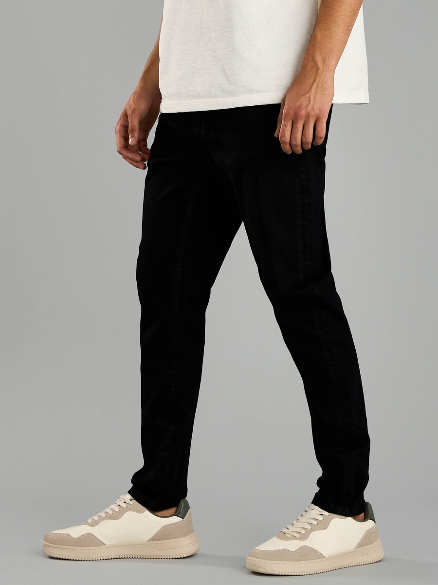 Plain Carrot Fit Jeans with Pockets