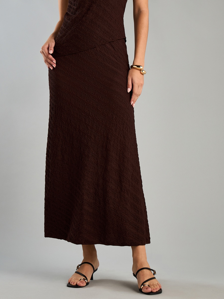 Textured Flared Maxi Skirt