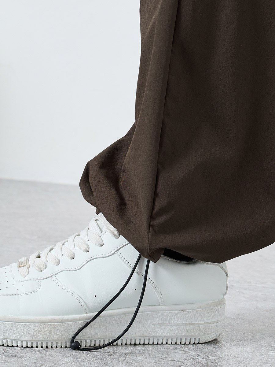Women Brown Plain Oversized Parachute Pants with Utility Pockets