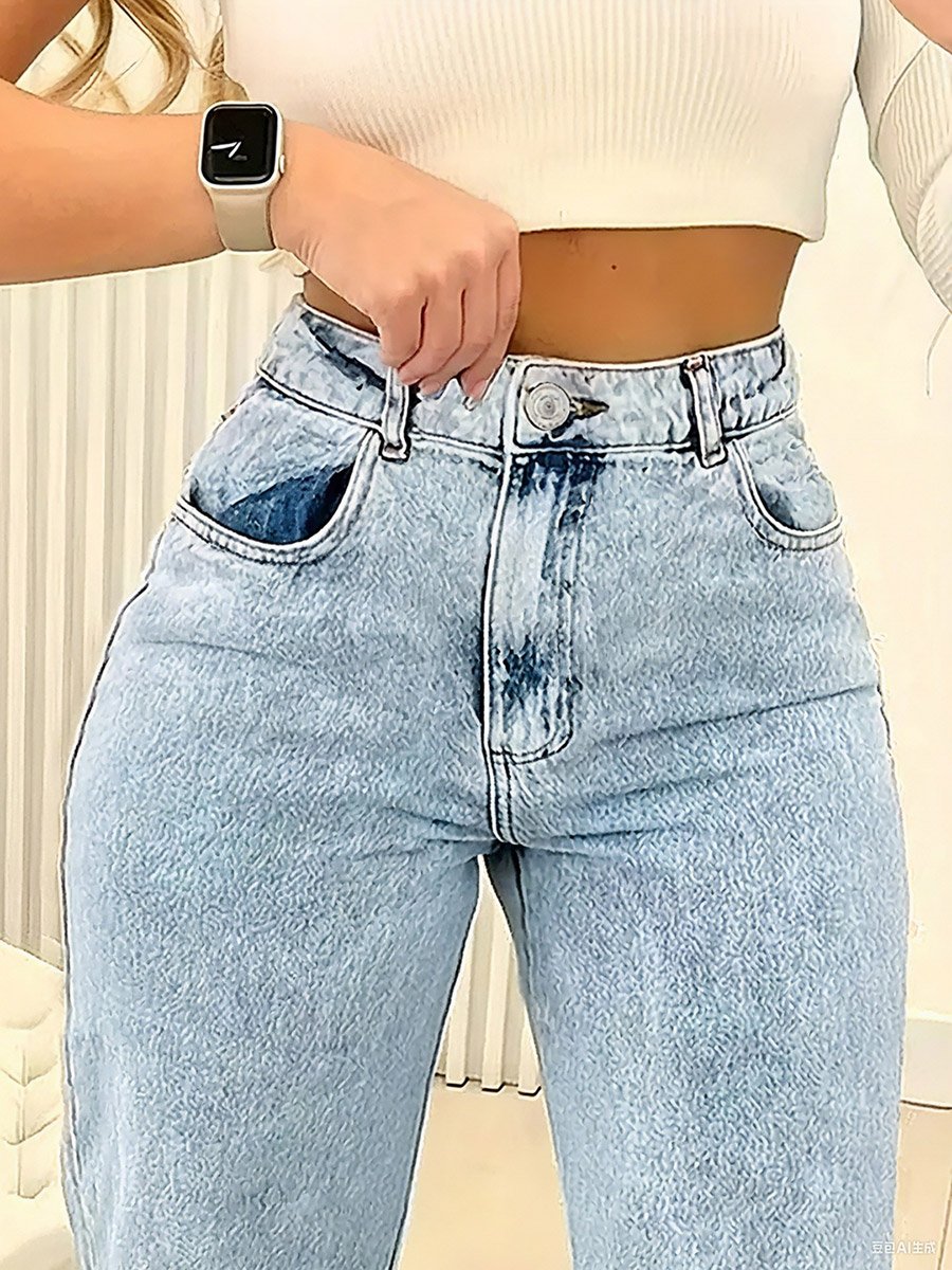 High Rise Relaxed Fit Faded Jeans