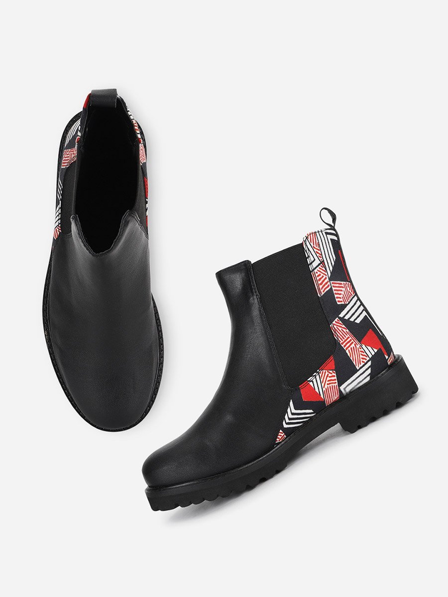 Black Comfortable Lightweight Printed Boots