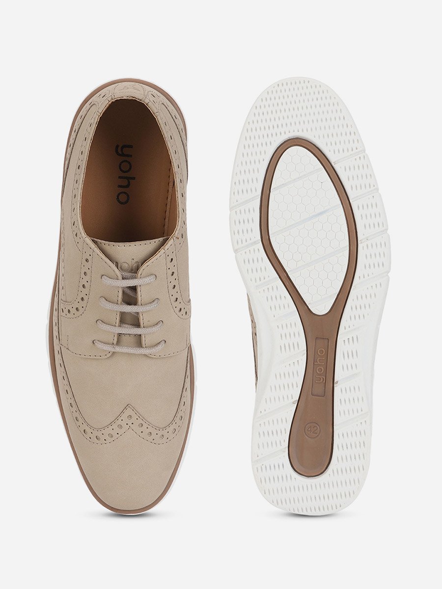 Men Perforated Brogue Semi-Formal Shoes