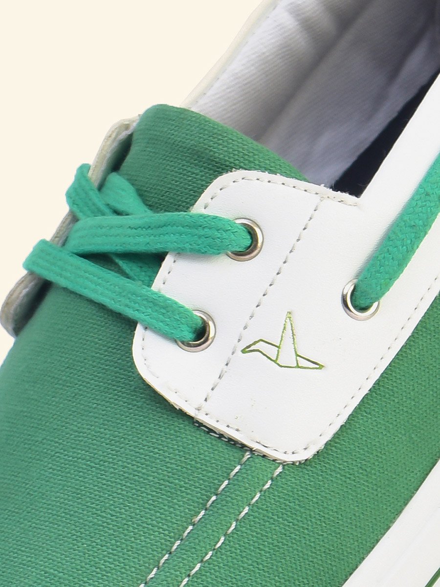 Men Low Top Canvas Boat Shoes