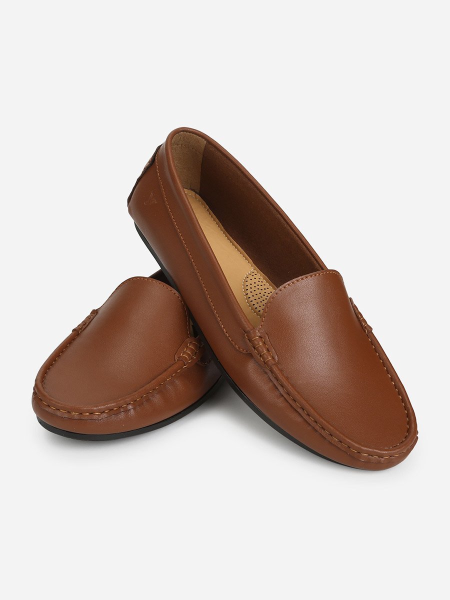 Brown Solid Casual Loafers