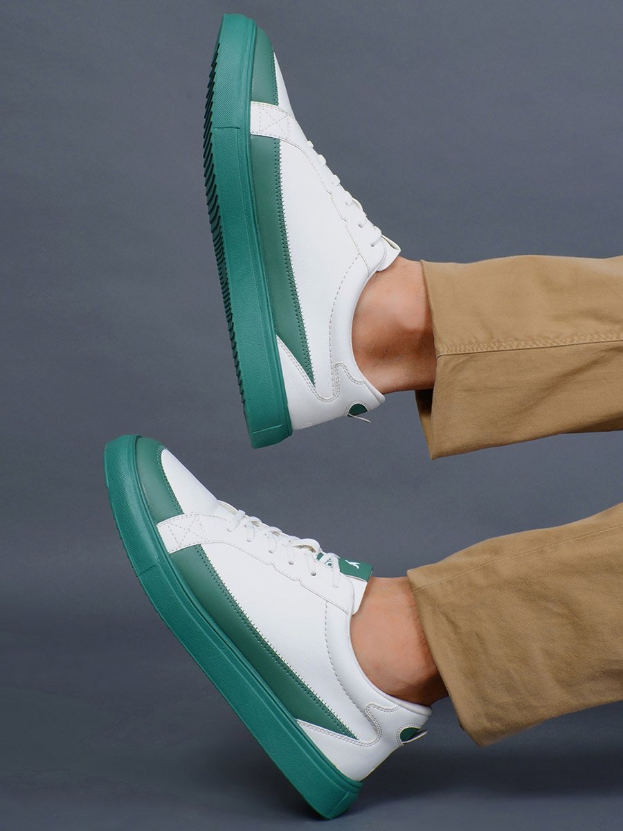 Men Contrast Panel Casual Sneakers