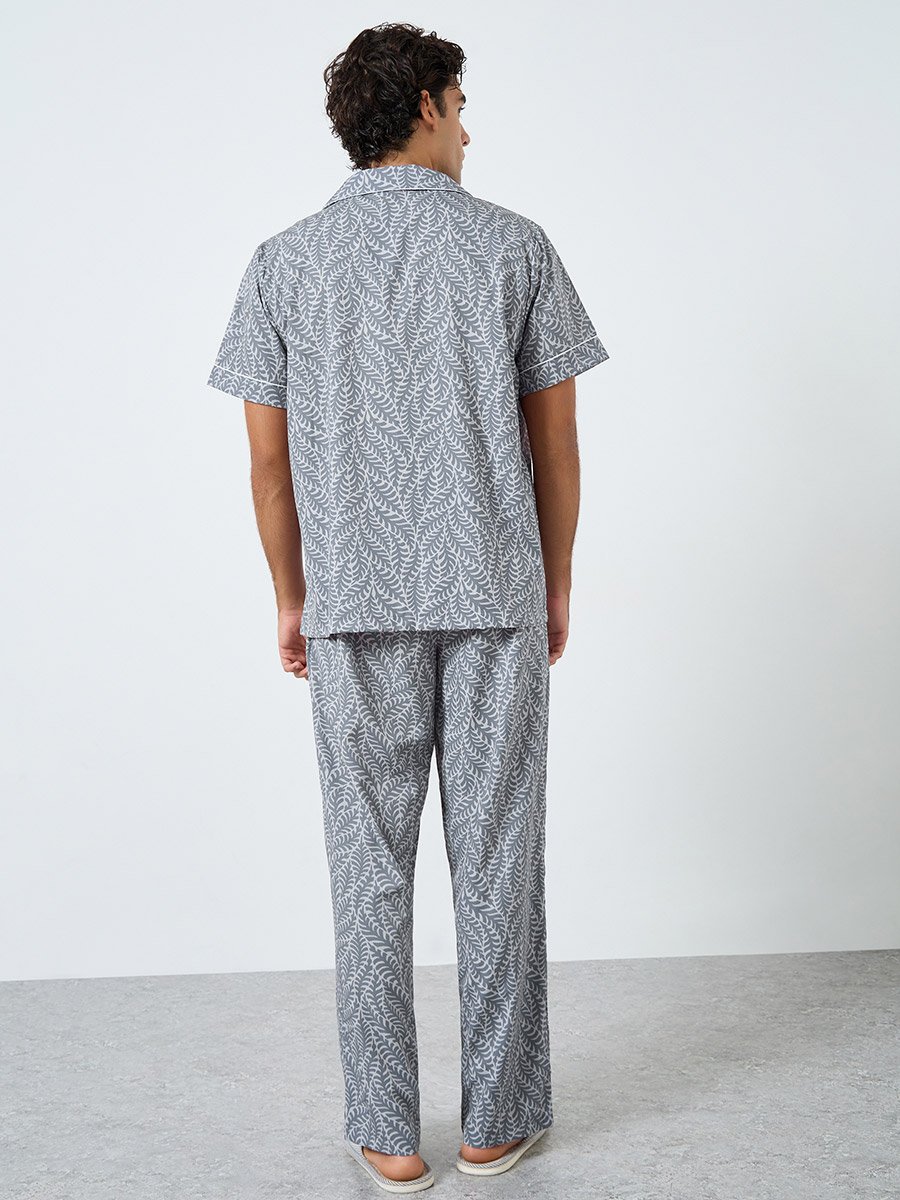 Men Leaf Print Relaxed Fit Shirt and Pyjama Set