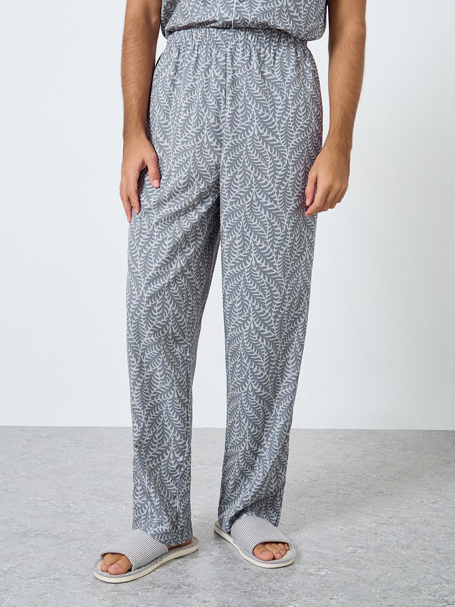 Men Leaf Print Relaxed Fit Shirt and Pyjama Set