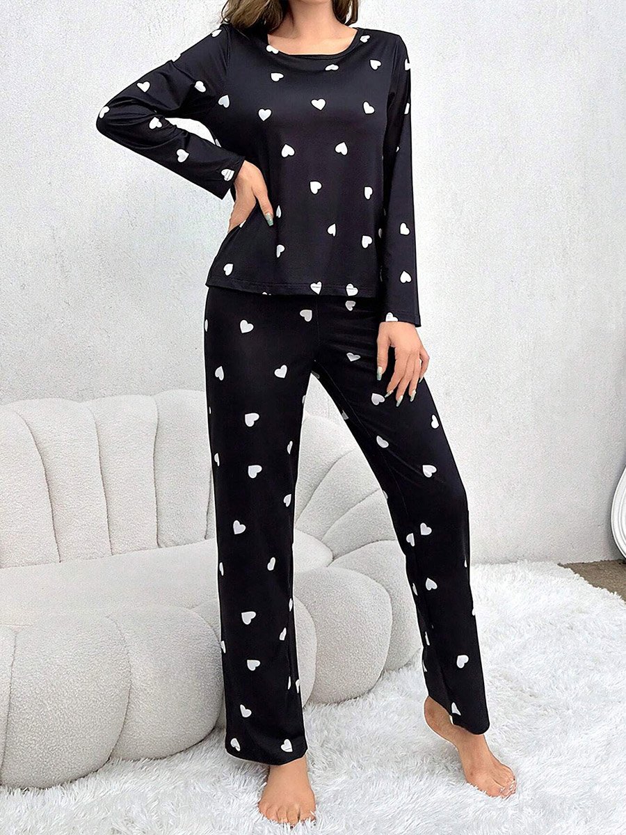 Heart Print Long Sleeve T-Shirt and Pyjama Set