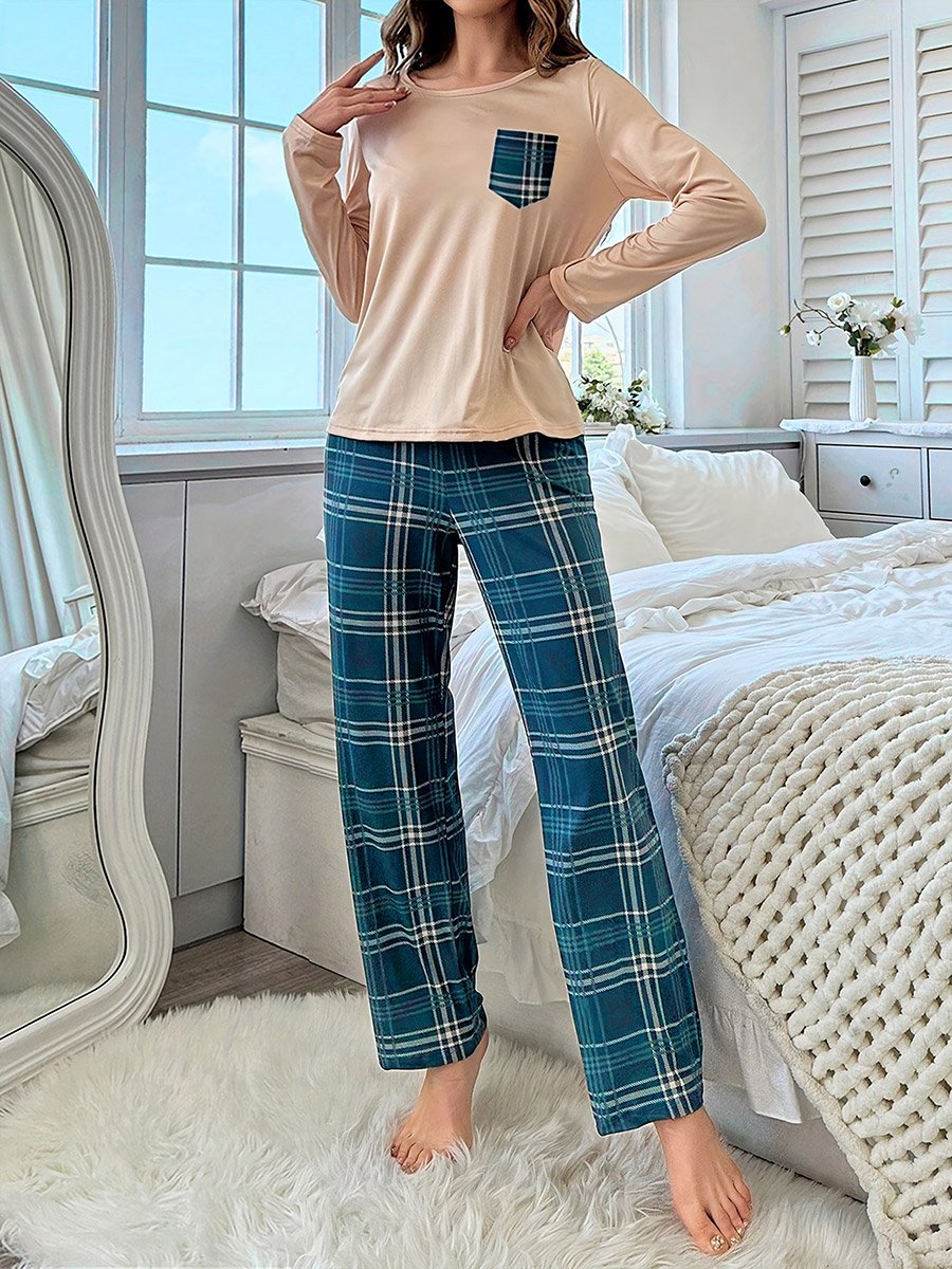 Pocket Detail Long Sleeve T-Shirt and Checked Pyjama Set