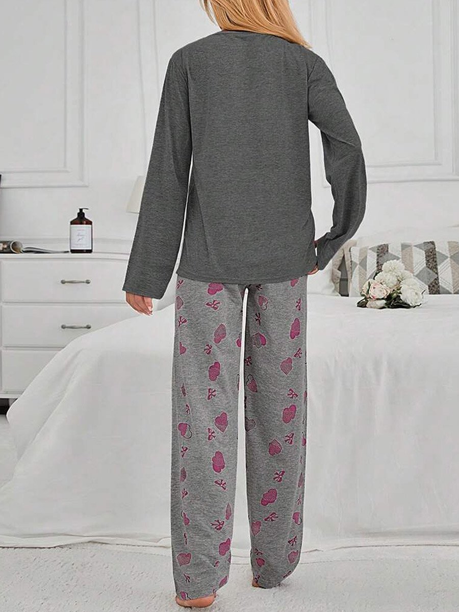 Slogan Text Print T-Shirt and Heart Print Pyjama Set