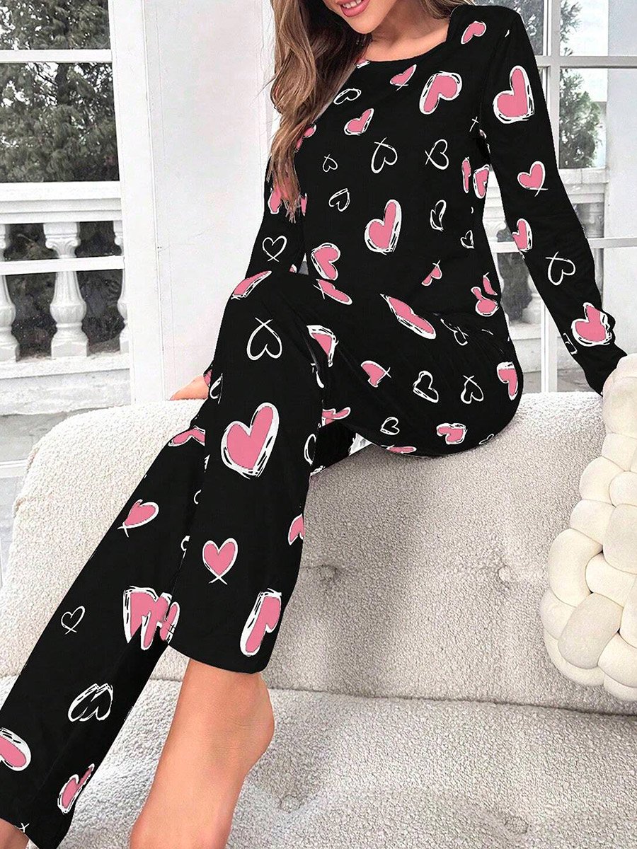 Heart Print Long Sleeve T-Shirt and Pyjama Set