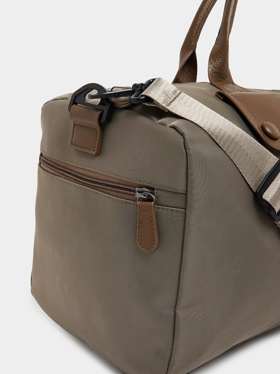 Khaki Gym Bag with Extra Pockets