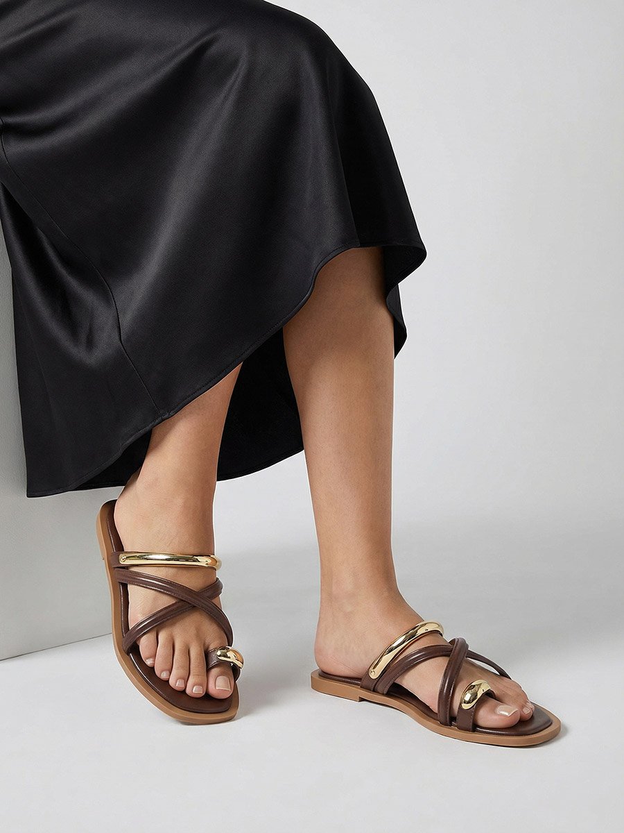 Brown Toe Ring Flat Sandals