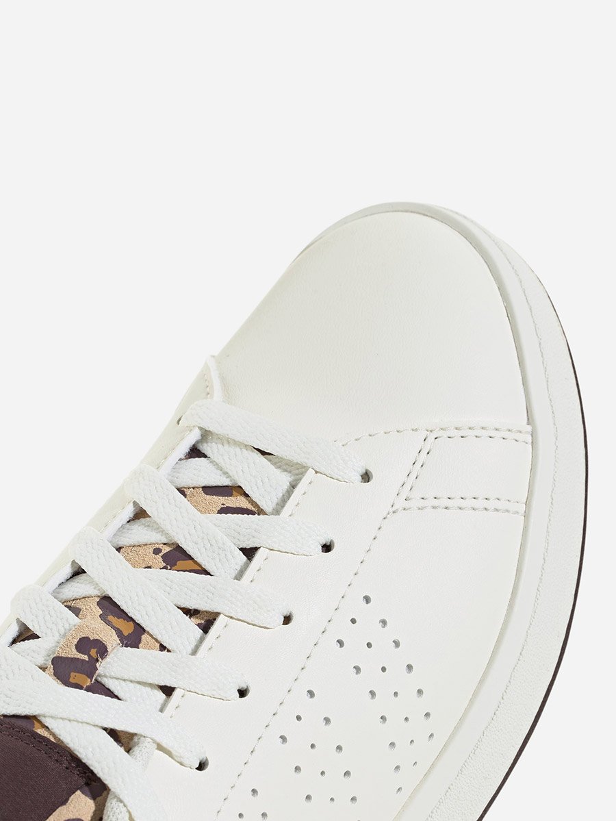 Advantage Base 2.0 Women Shoes White