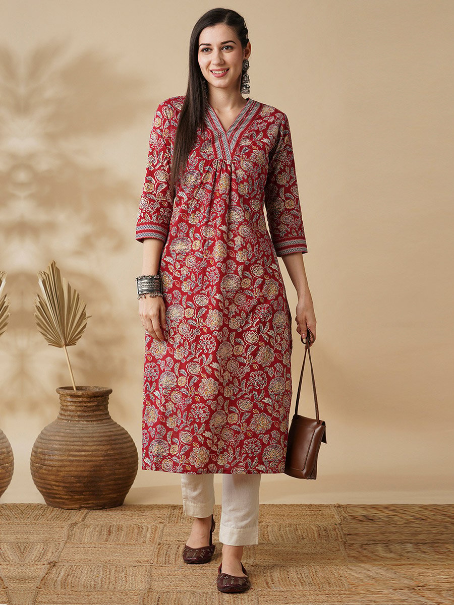 Women Maroon All-Over Floral Printed Sequin A-Line Kurta
