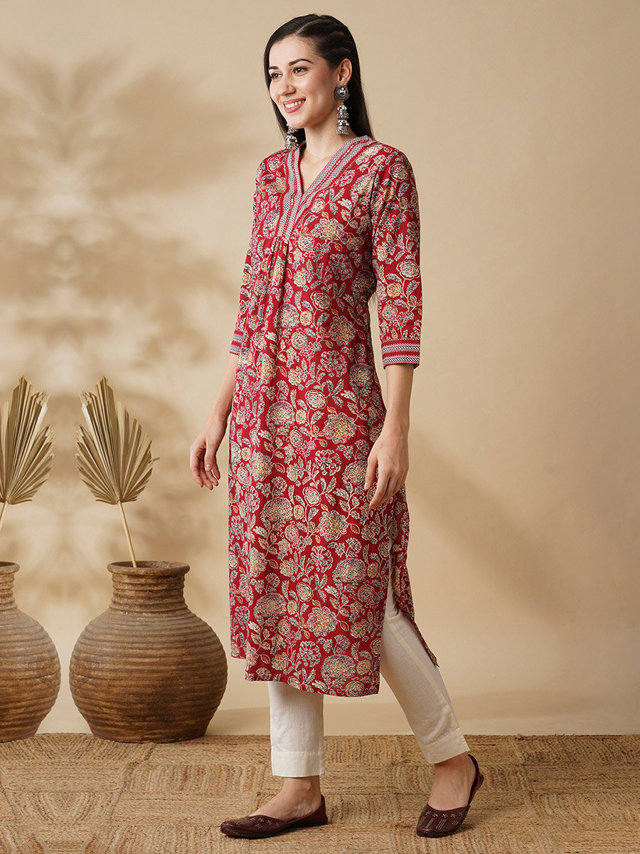 Women Maroon All-Over Floral Printed Sequin A-Line Kurta