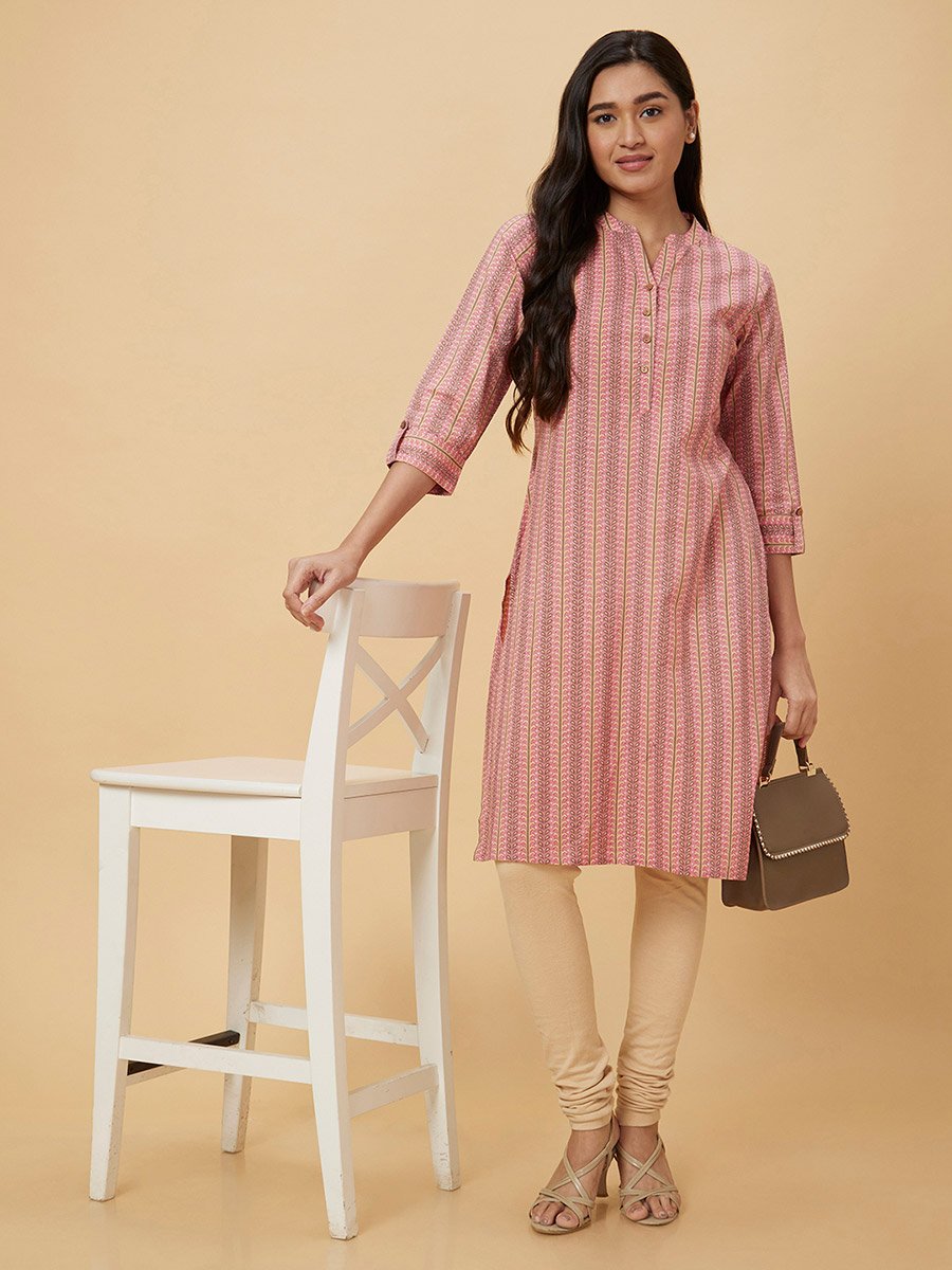 Women Pink Printed Straight Kurta