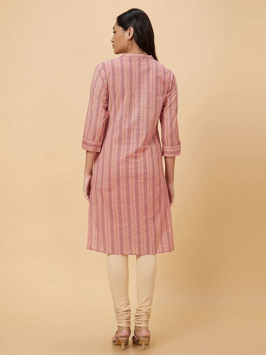Women Pink Printed Straight Kurta