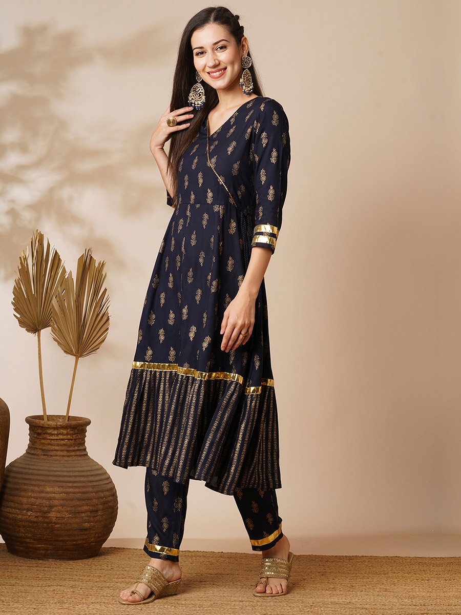 Women Navy Floral Printed Anarkali Kurta with Pants Set