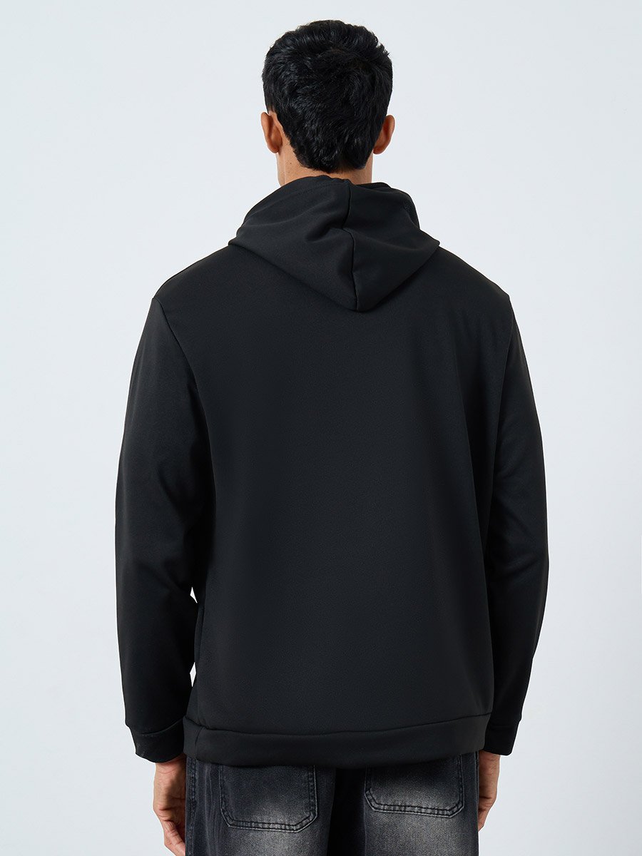 Men Black Graphic Print Hoodie with Front Pocket