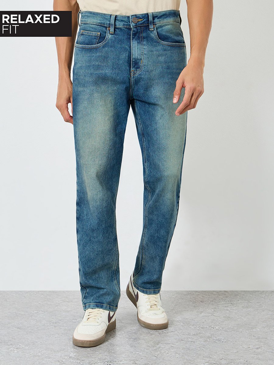 Men Light Blue Mid Wash Relaxed Fit Jeans