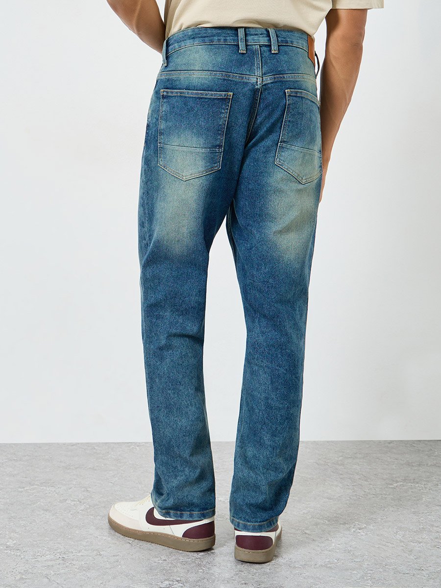 Men Light Blue Mid Wash Relaxed Fit Jeans