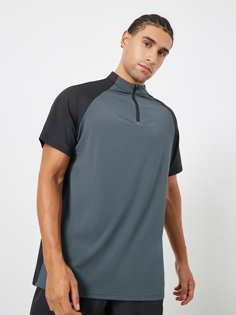 Men Grey Raglan Sleeve Athleisure T-Shirt