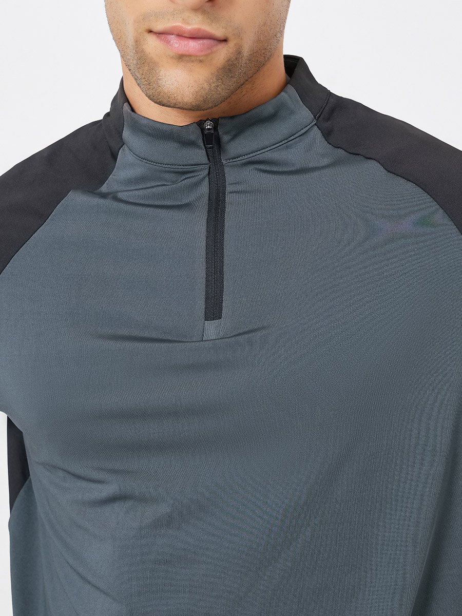 Men Grey Raglan Sleeve Athleisure T-Shirt