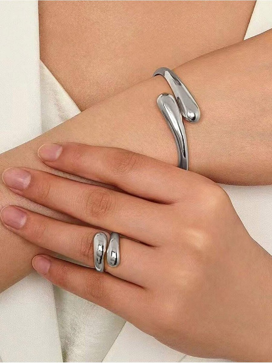 Waterdrop Shape Ring And Cuff Bracelet Jewelry Set