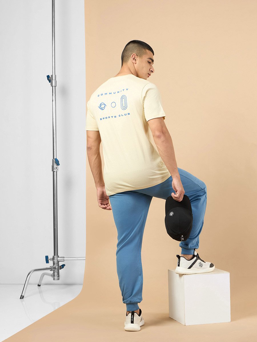 Men Beige Graphic Print Short Sleeve T-Shirt