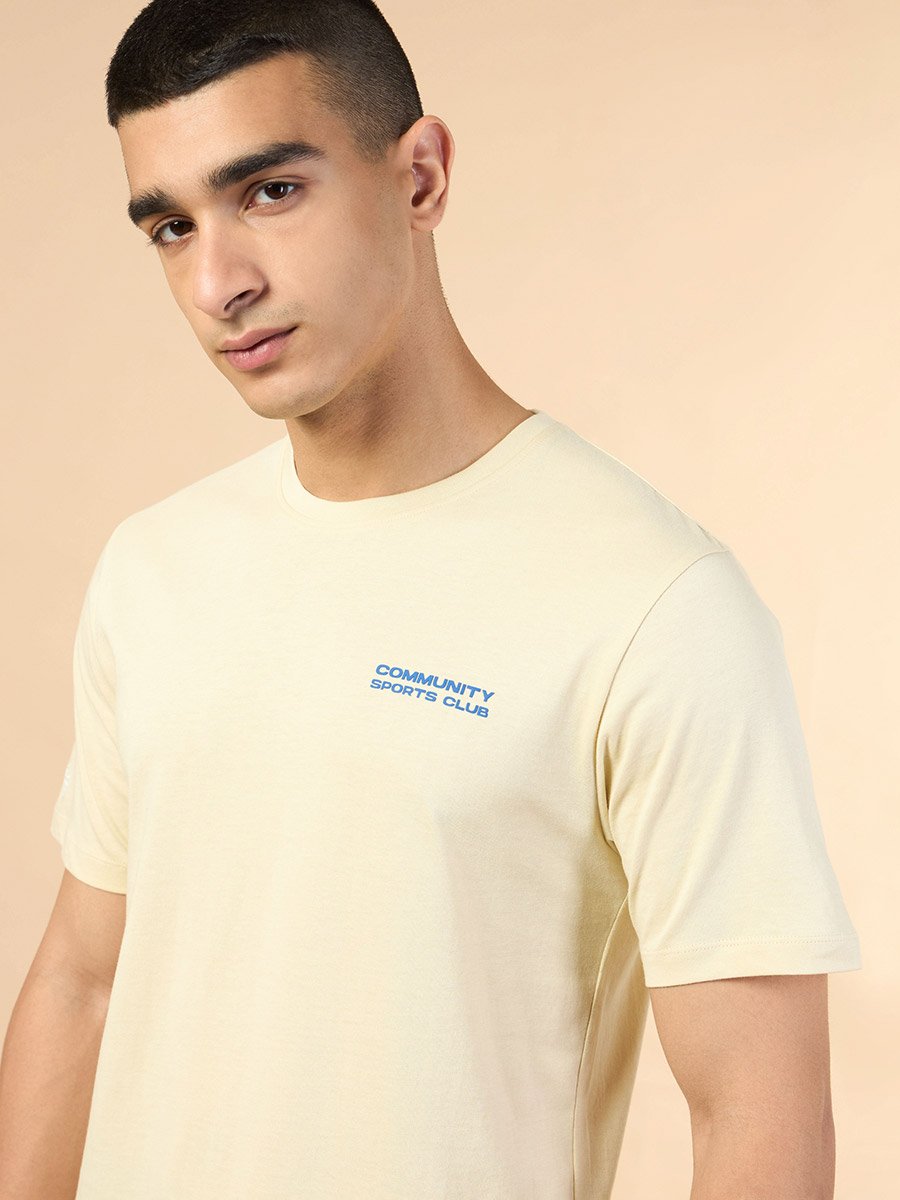 Men Beige Graphic Print Short Sleeve T-Shirt