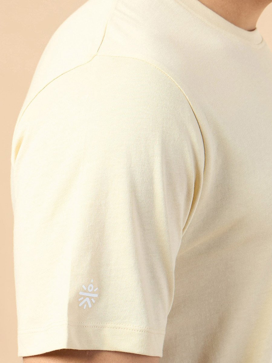 Men Beige Graphic Print Short Sleeve T-Shirt