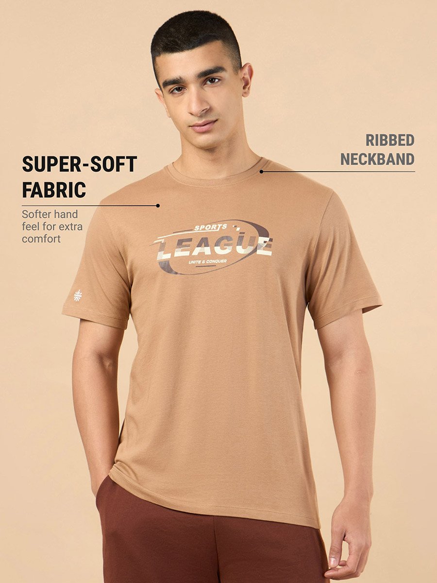 Men Brown Sports League Graphic Print Short Sleeve T-Shirt