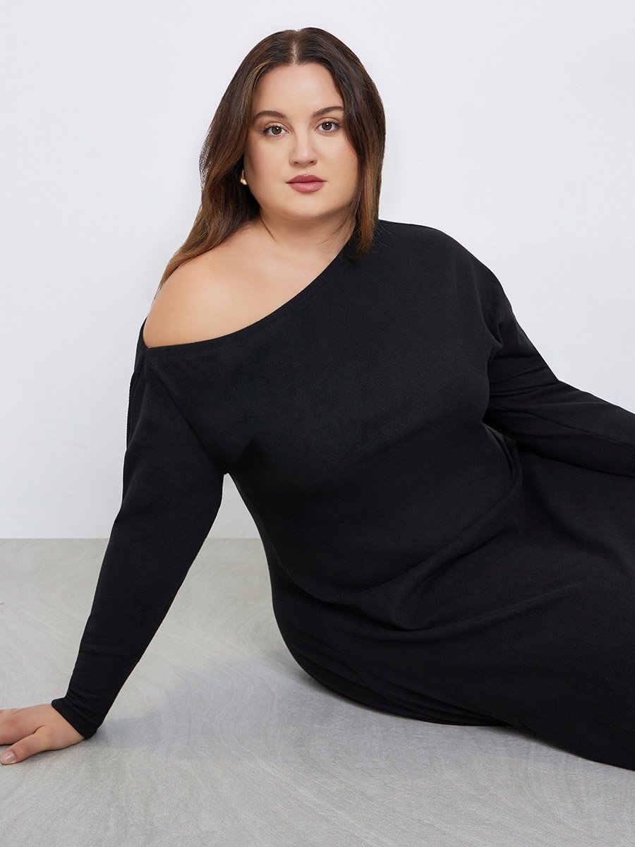 Plus Size Asymmetric Neck Knit Maxi Dress