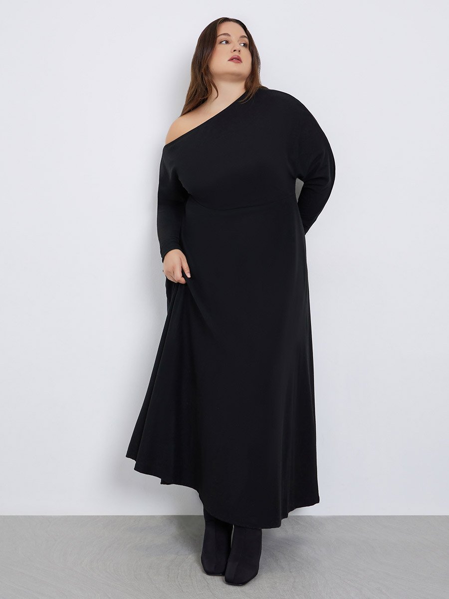 Plus Size Asymmetric Neck Knit Maxi Dress