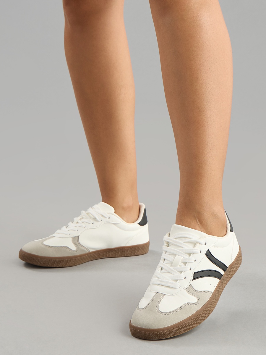 Panelled Lace-Up Closure Shoes