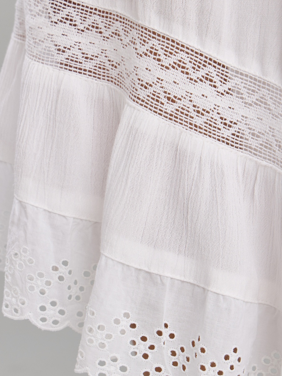 Asymmetric Skirt with Lace Insert
