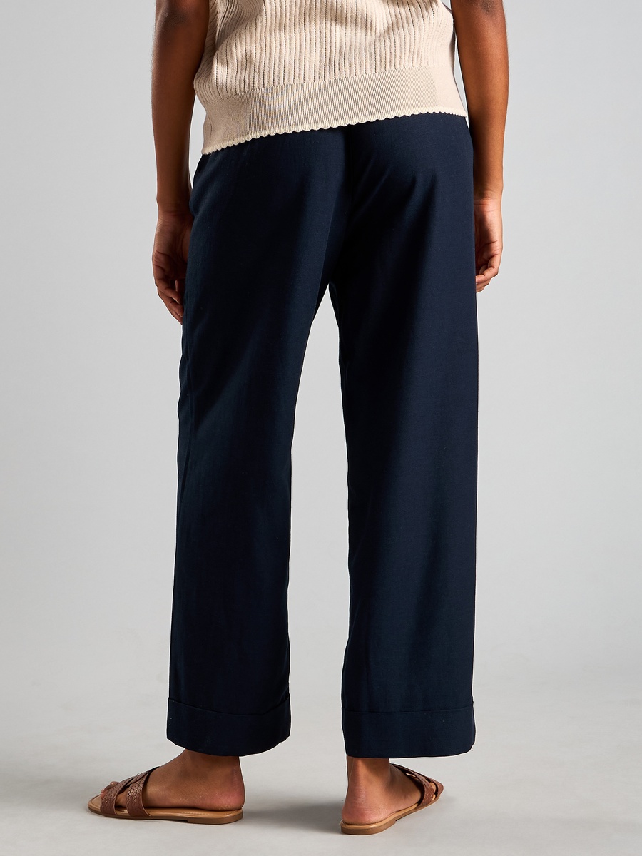 Belted Linen Blend Tapered Fit Pants