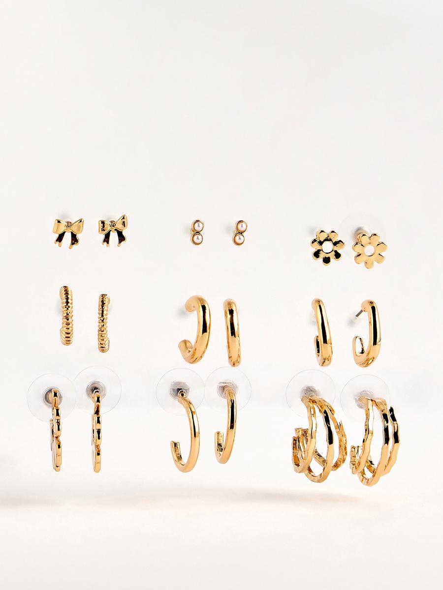 Pack of 9 - Assorted Earrings