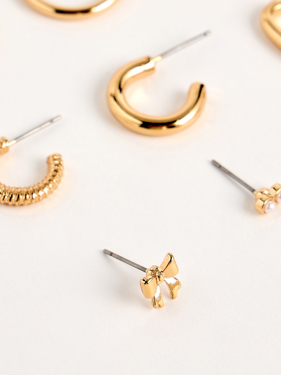 Pack of 9 - Assorted Earrings