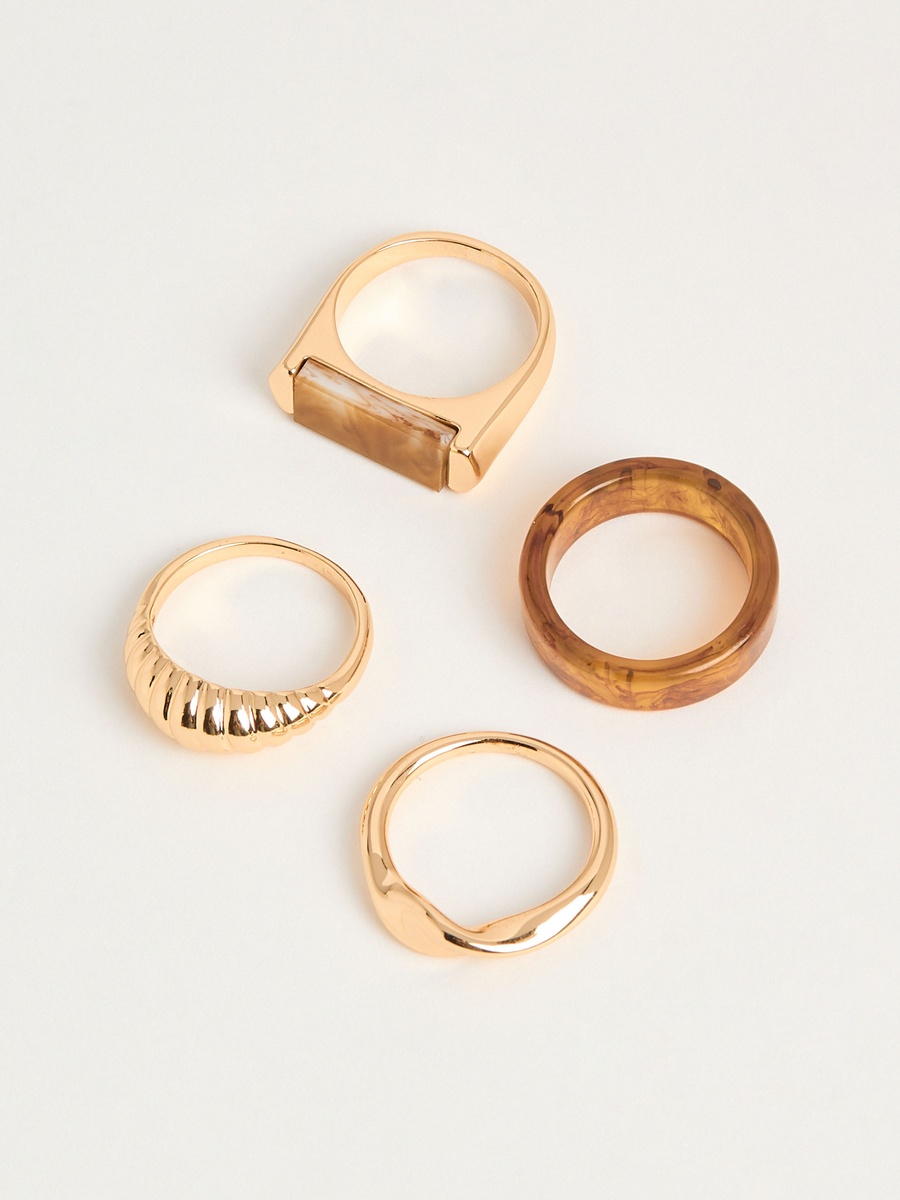 Pack of 4 - Assorted Ring