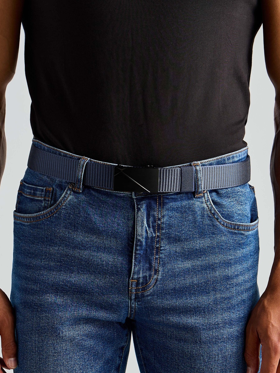 Textured Belt with Buckle Closure