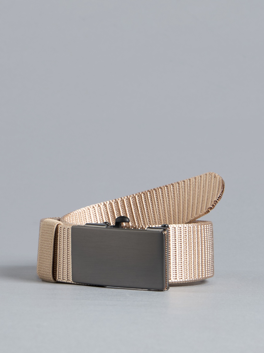 Textured Belt with Buckle Closure