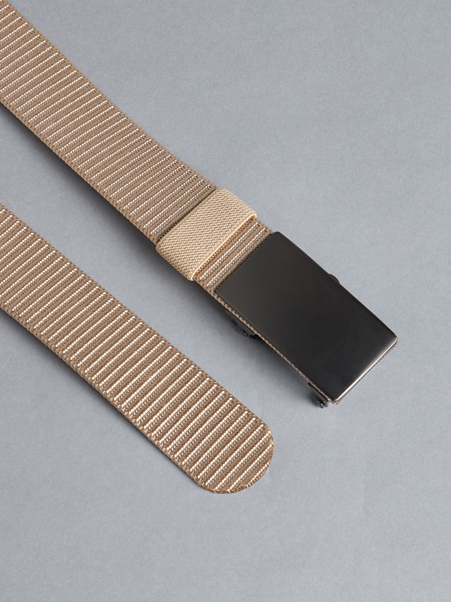 Textured Belt with Buckle Closure