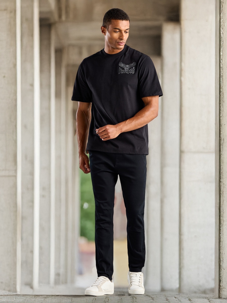 Plain Relaxed Fit Joggers with Pockets and Drawstring Closure