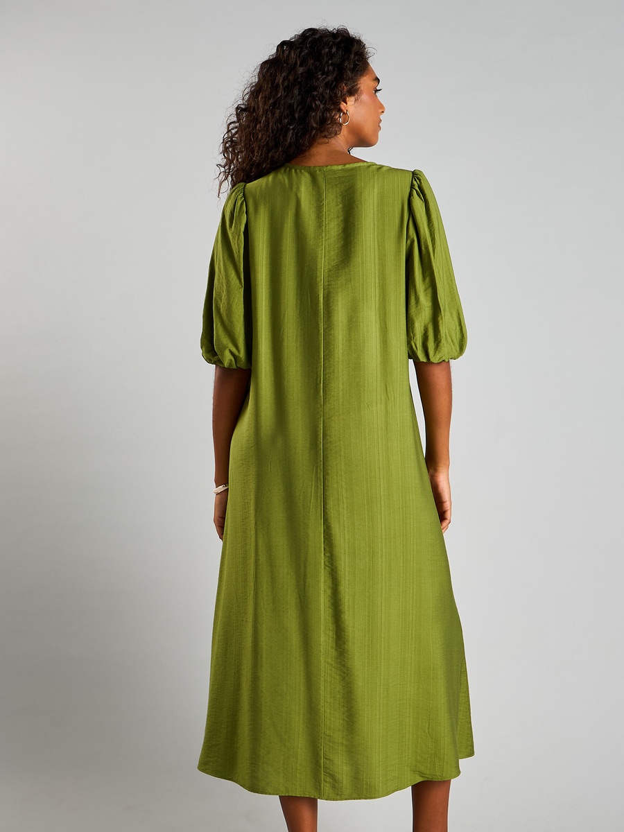 Plain Dress with Volume Sleeves